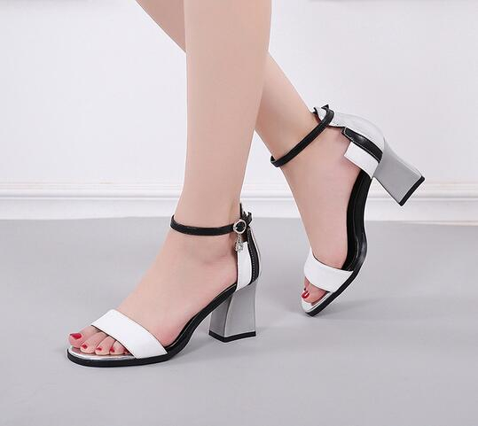 

2020 new summer women's shoes ladies sandals fashion sandals ladies ankle strap shoes, White