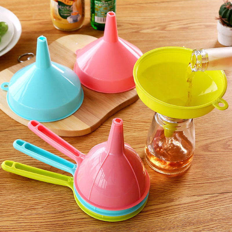 

Wholesale New Food Grade Candy Color Funnel Portable Plastic multifunctional Long Handle Liquid Funnels Kitchen Bar Tool
