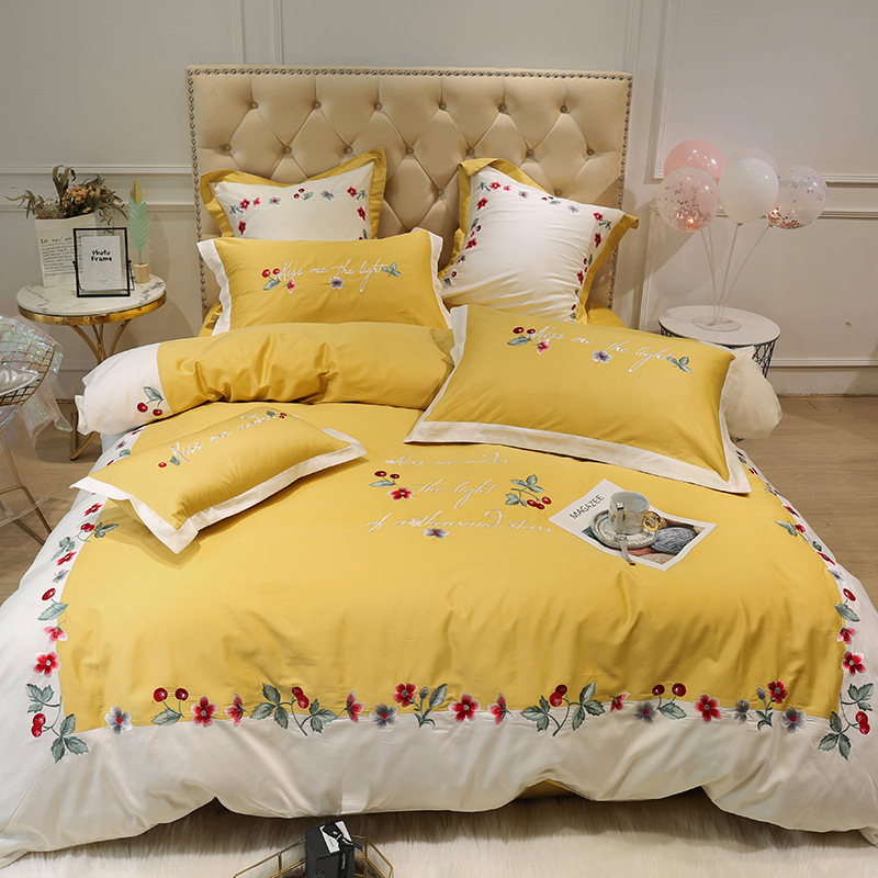 

Pastoral small fresh high-end 60 long-staple cotton four-piece set cotton small cherry embroidery bedding