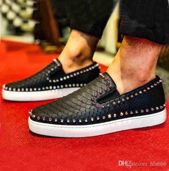 

Black Casual Shoes Red Patent Leathers Fish-scale cut Men Sneaker Pik boat tops quality Slip on low top lazy shoes genuine leather handmade flat