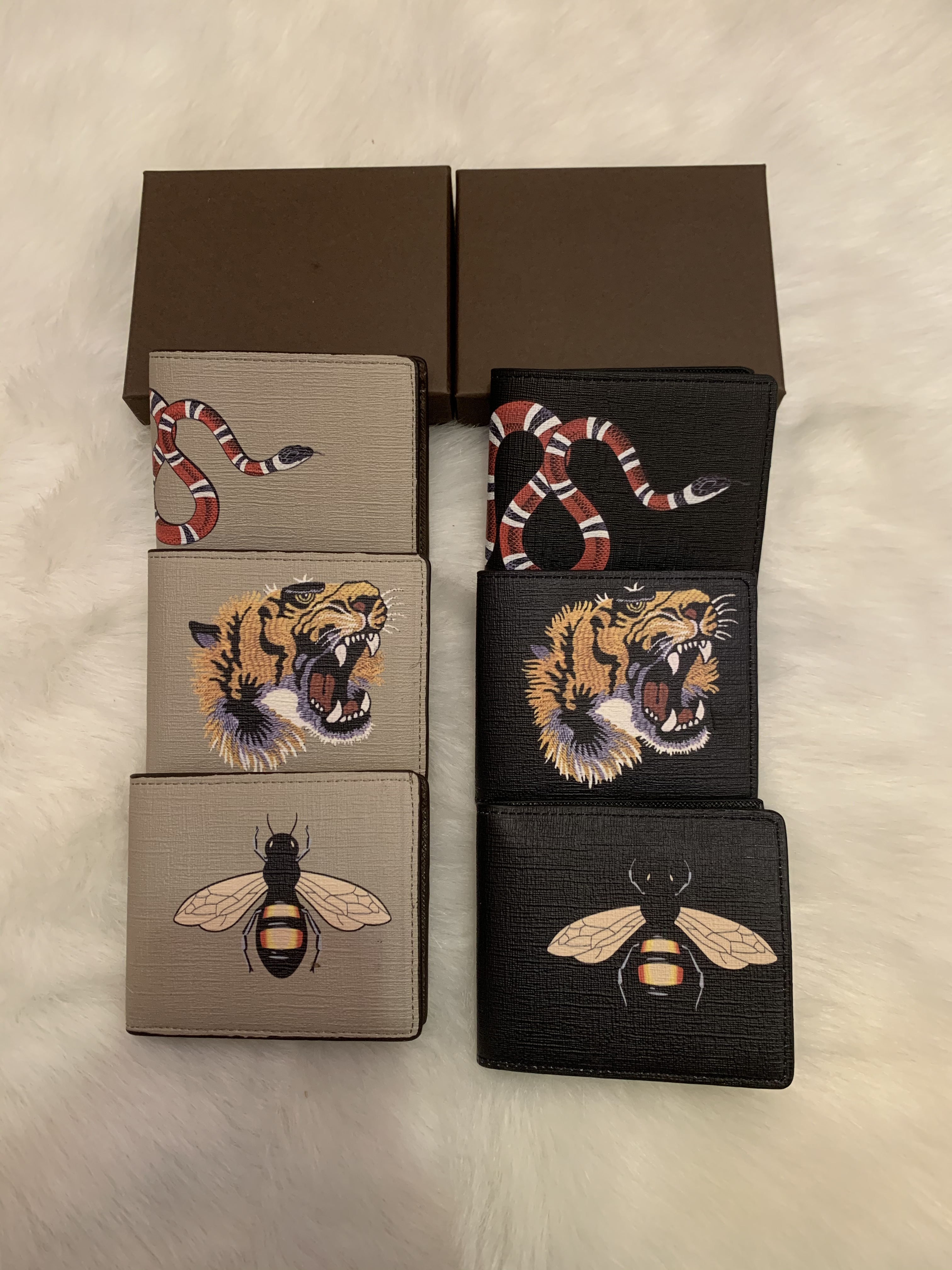 

High quality men animal Short Wallet Leather black snake Tiger bee Wallets Women Long Style Purse Wallet card Holders with gift box, With box