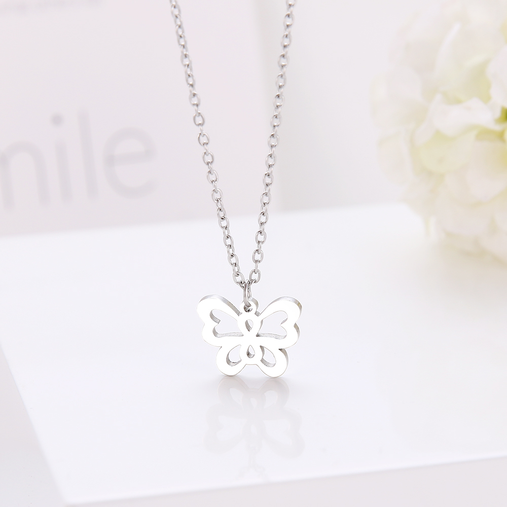 

Top Quality Stainless Steel Beautiful And Delicate Butterfly Pendant Necklaces Gold And Silver Color For Women Jewelry Necklace Female's