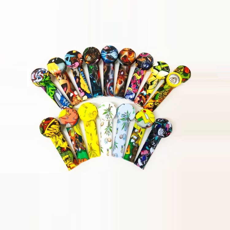 

Creative Silicone Pipe Travel Tobacco Pipes Spoon Cigarette Tubes Accessories Tobacco Fluorescence