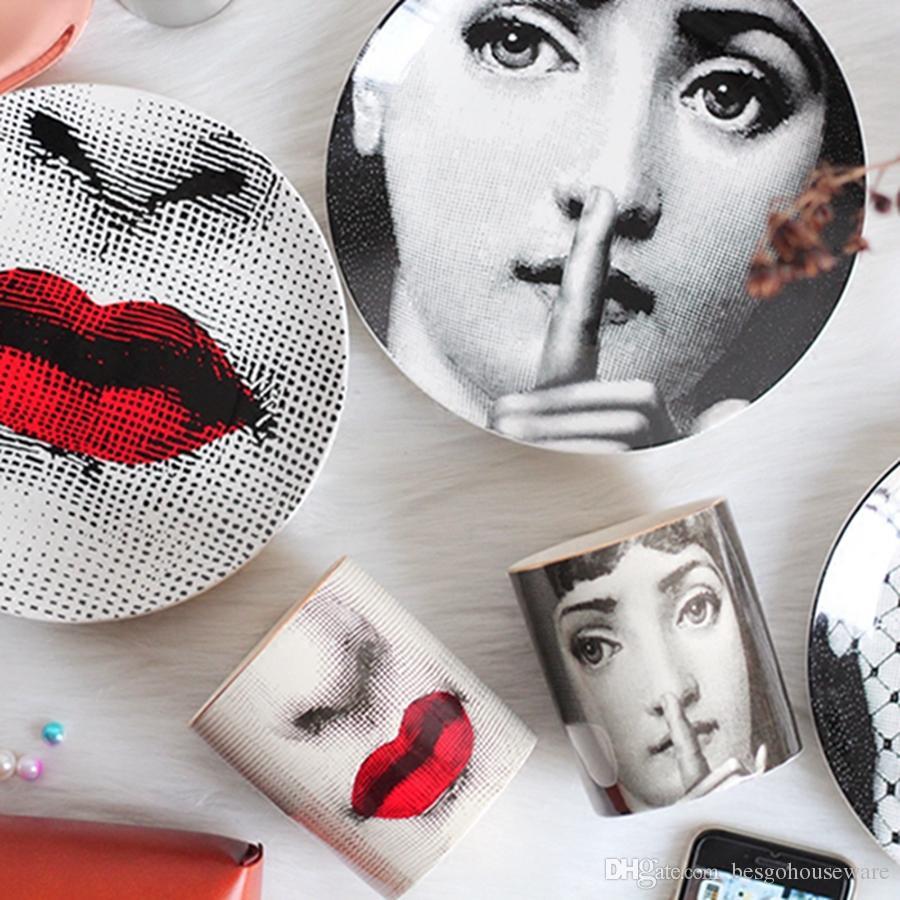 

Home Wall Decor 8 Inch Plates Retro Home Wall Decoration Round Ceramics Printed Portrait Plates Coffee Shop Decor Hanging Plates BH0728 TQQ