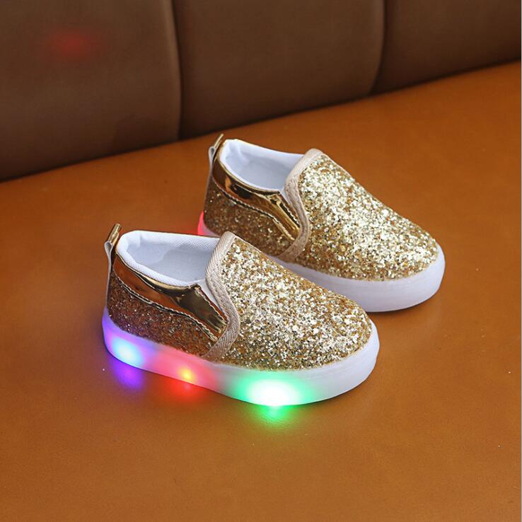 

Children Luminous Shoes Boys Girls Sport Glowing Sneakers Baby Flashing Lights Sequins Kids LED Sneakers
