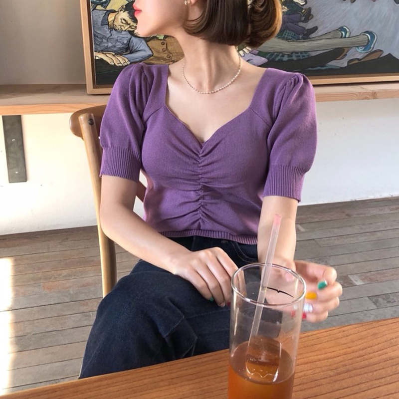 

Knitted Women T Shirts Summer 2020 Retro V-Neck Puff Sleeve Tees Korean Pleated Ladies Tops Harajuku Women's Clothing, Beige