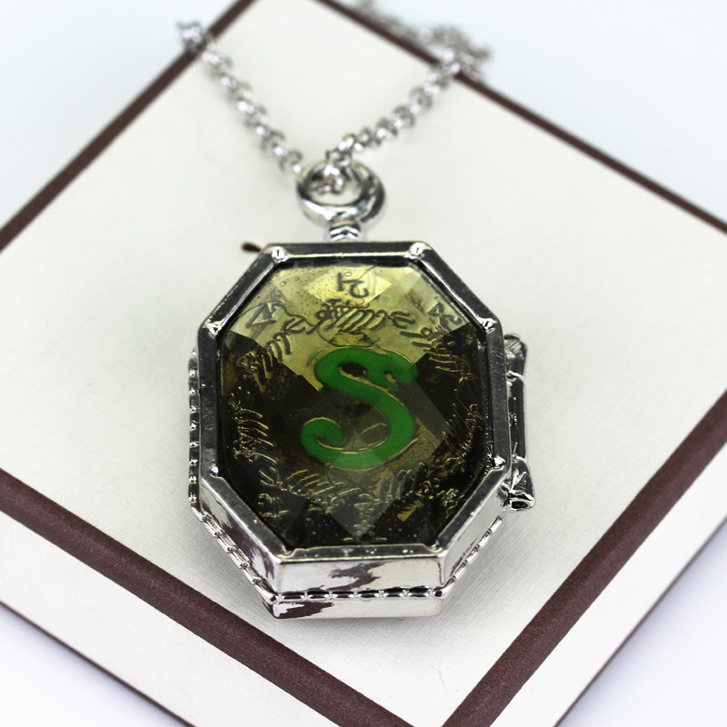 

Pendant Necklaces 10pcs/lot Slytherin Horcrux Necklace Women Men Locket Glass Pendants Whosale Jewelry