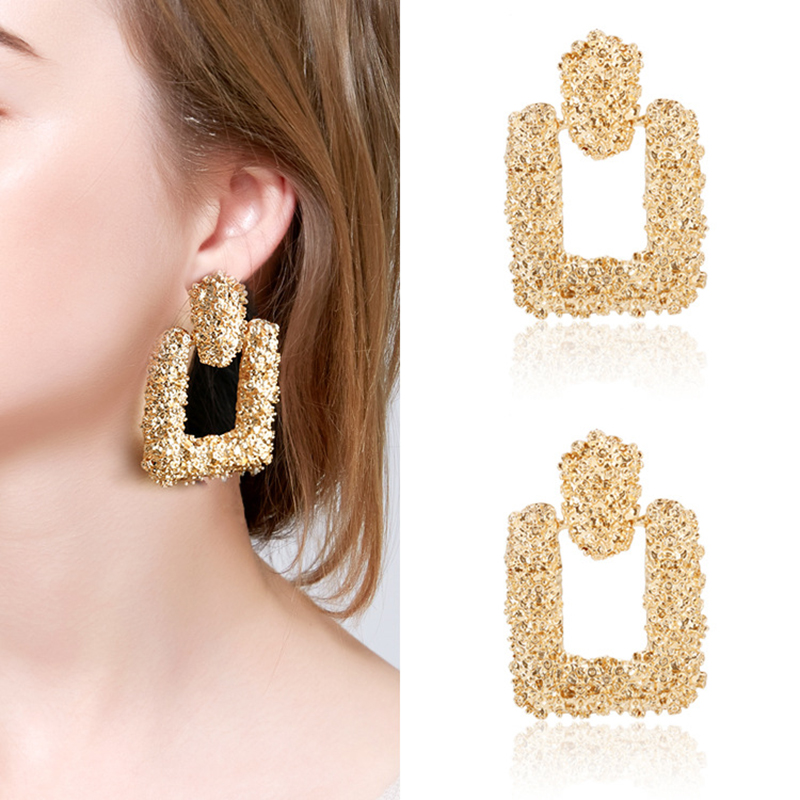 

Retro baroque style square golden earrings women exaggerated model catwalk clothing accessories earrings laides punk ear stud earring