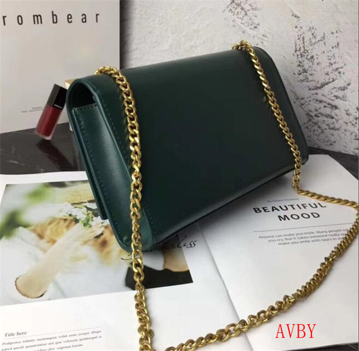 Green gold chain picture 6