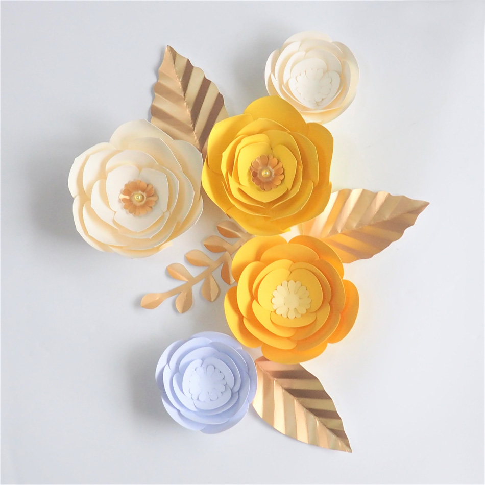 

DIY Giant Paper Flowers Artificial Rose Fleurs Backdrops 5pcs+4 Leave For Wedding Party Decorations Baby Nursery Video Tutorial, As
