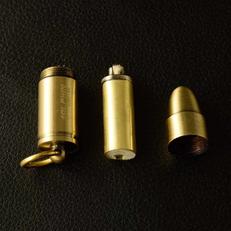 

Outdoor Mini Bullet Lighters Flame Kerosene Oil Lighter Keychain Refillable Gasoline Lighters Men Gadget