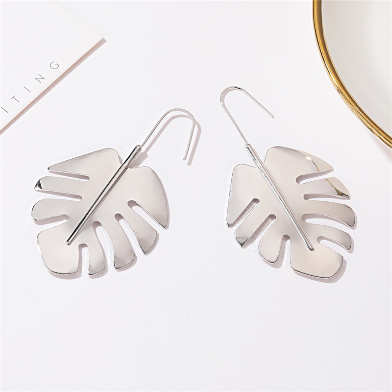 

Dangle & Chandelier The Earrings Exaggerated Personality Wild Leaf Long Simple Cold Metal Banana