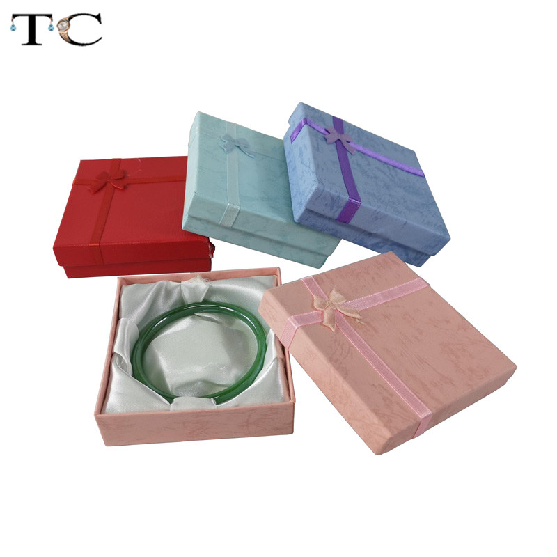 

Wholesales Jewellry Store Packaging Gift Boxes Bangle Bracelet Boxes and Jewelry Storage Case Organizer Paper 12pcs/Lot 9*9*2cm, Black;white