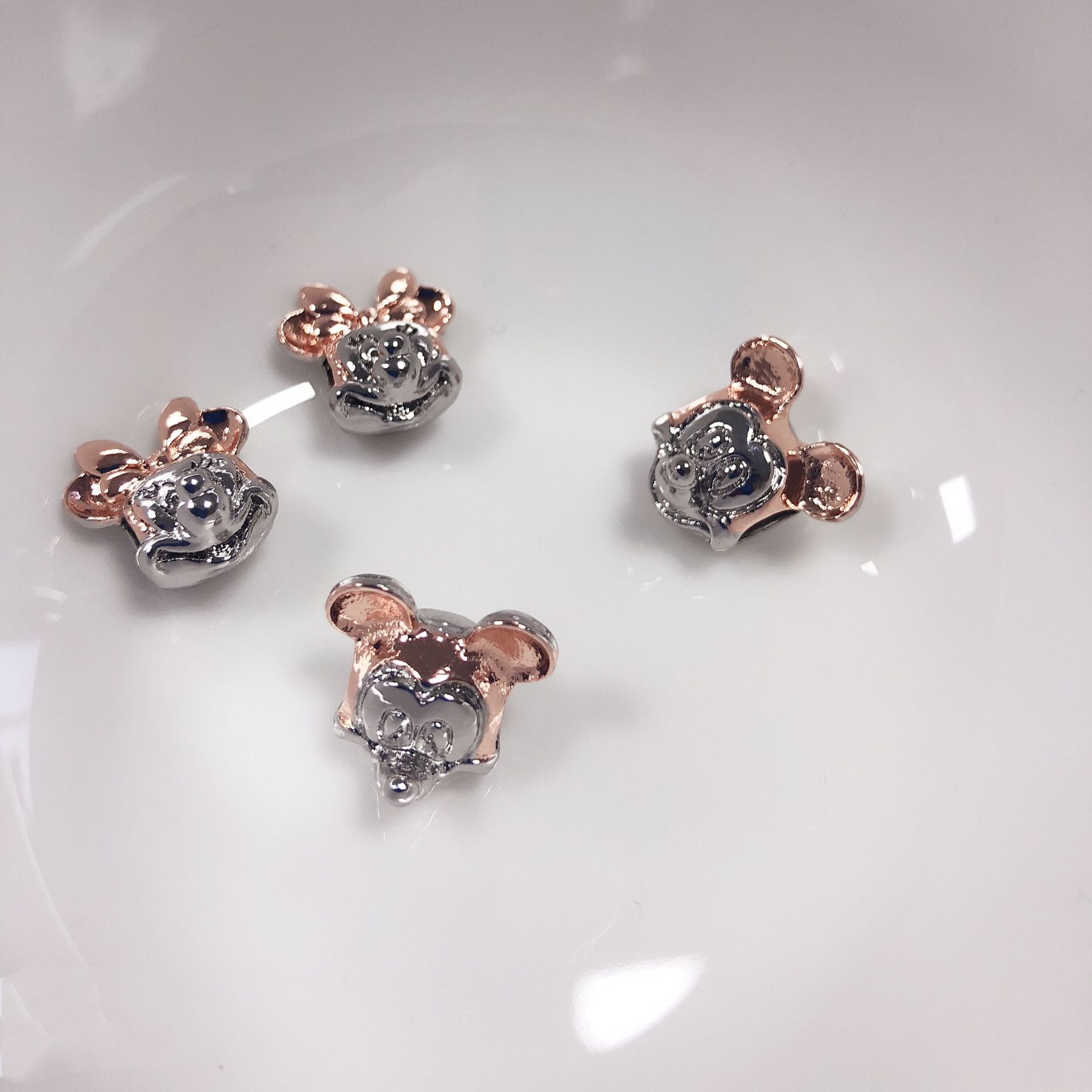 

Unique Alloy Charm Bead Half Rose Gold Plated Fashion Women Jewelry Stunning Design European Style For DIY Bracelet Necklace