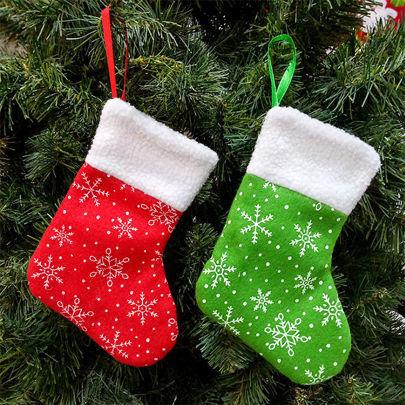 

Christmas Sock Gift Bag Red Green Classic Christmas Gift Bag Decorative Socks Christmas Tree Ornament Small Xmas Stocking DBC VT0760