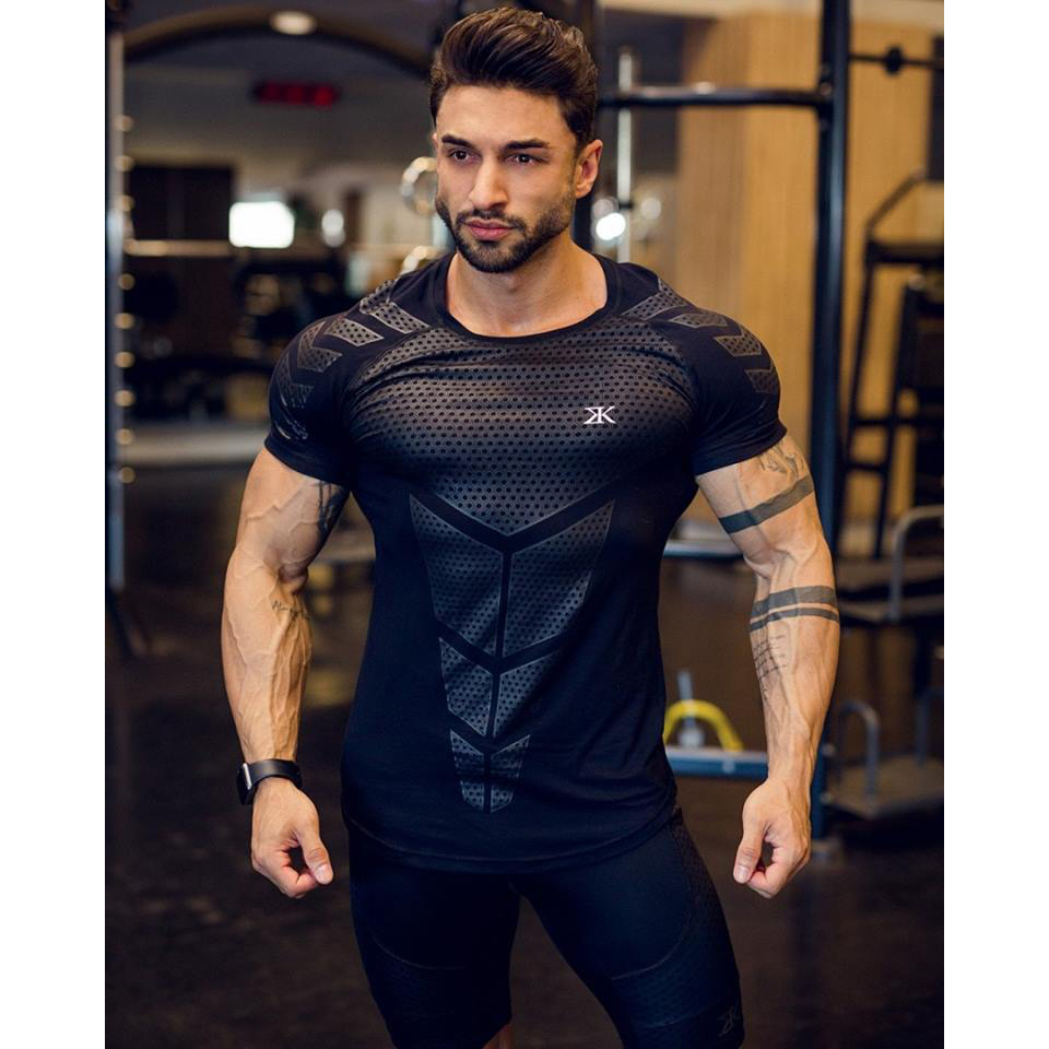 

Men Designer Sports Tshirt Short Sleeve Fashion Gym Muscle Tights Clothes High Elastic Training Quick-drying Fitness Tees Tops Hot Sale, Black 1