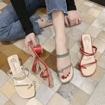 

Slippers women 2020 summer toe mid-heel Korean version metal decorative light and breathable ladies slippers, Red