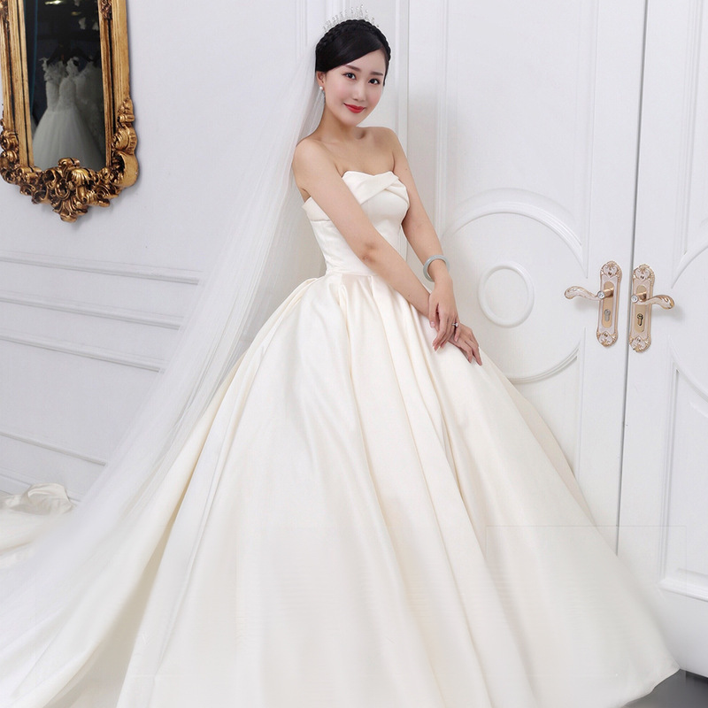 

2020 Real With Satin Dress 2020 New Bridal Gowns Qiu Dong Female Chun Xia Web Celebrity Show Thin Trailing That Wipe A Bosom, Ivory