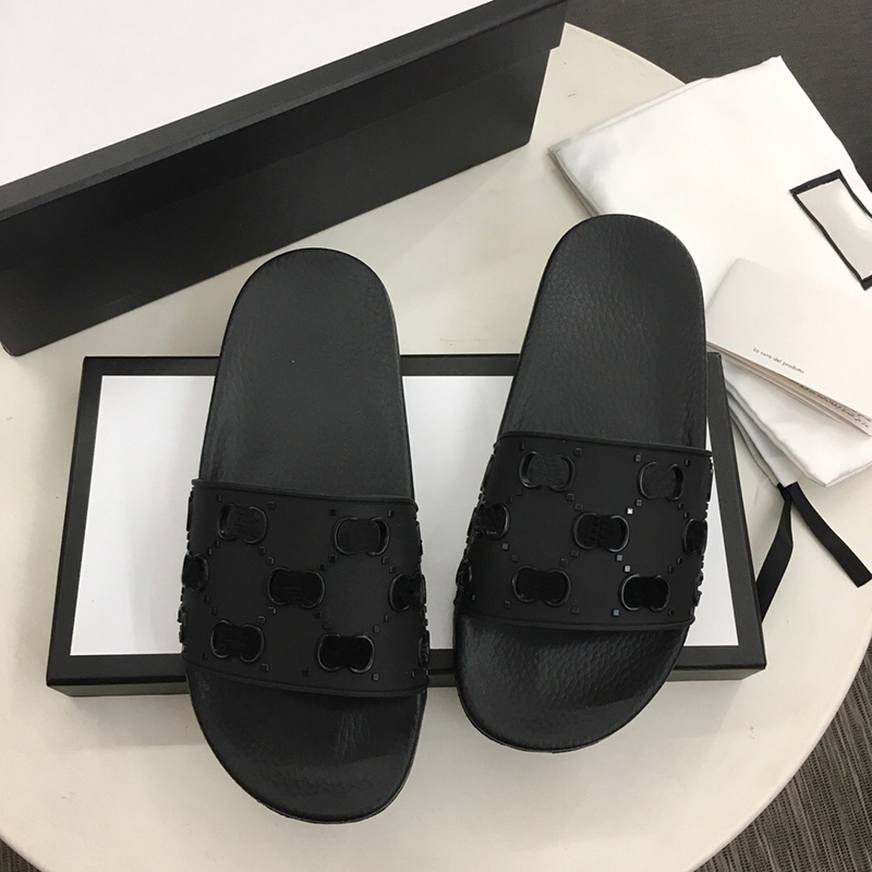 

Men Rubber Slide Slipper sandals Designer Slides High Quality Causal Non-Slip Slides Summer Huaraches Flip Flops Slippers with BOX Size 5-11, Black