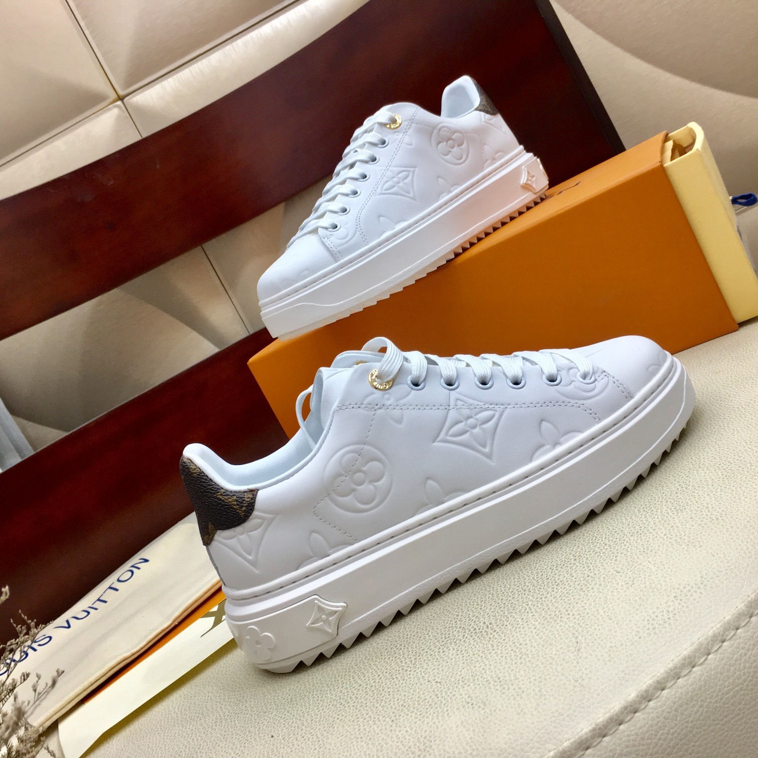 louis vuitton femme basket