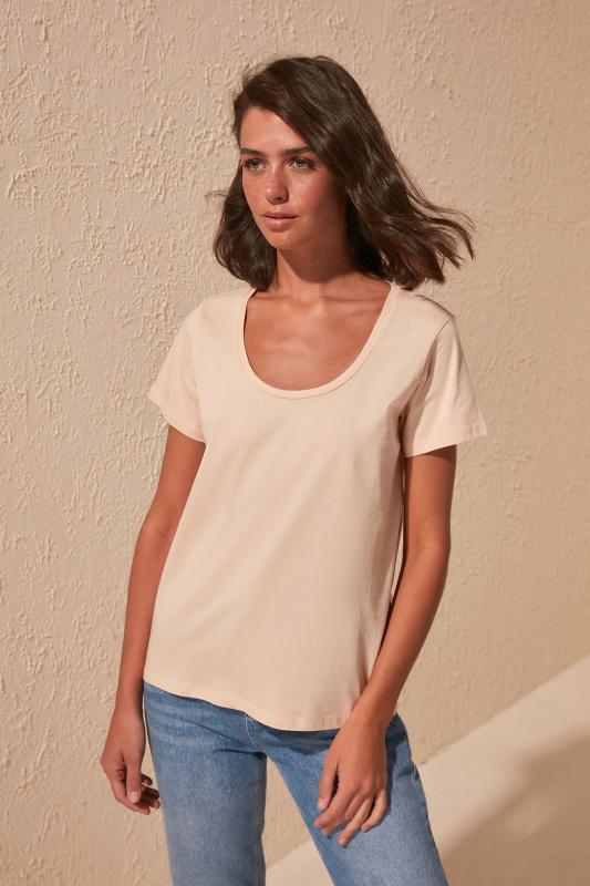 

Trendyol 100 Cotton Pool Collar Basic Knitted T-Shirts TWOSS20TS0139, Beige