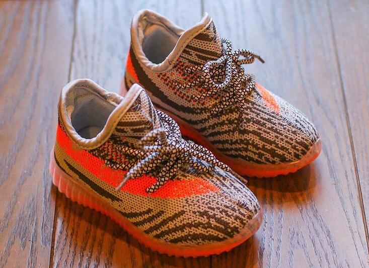 

New Fashion Kids Shoes Sneakers Toddler Kanye West Run Shoes Infant Baby Children Youth Boys And Girls Chaussures Pour Enfants