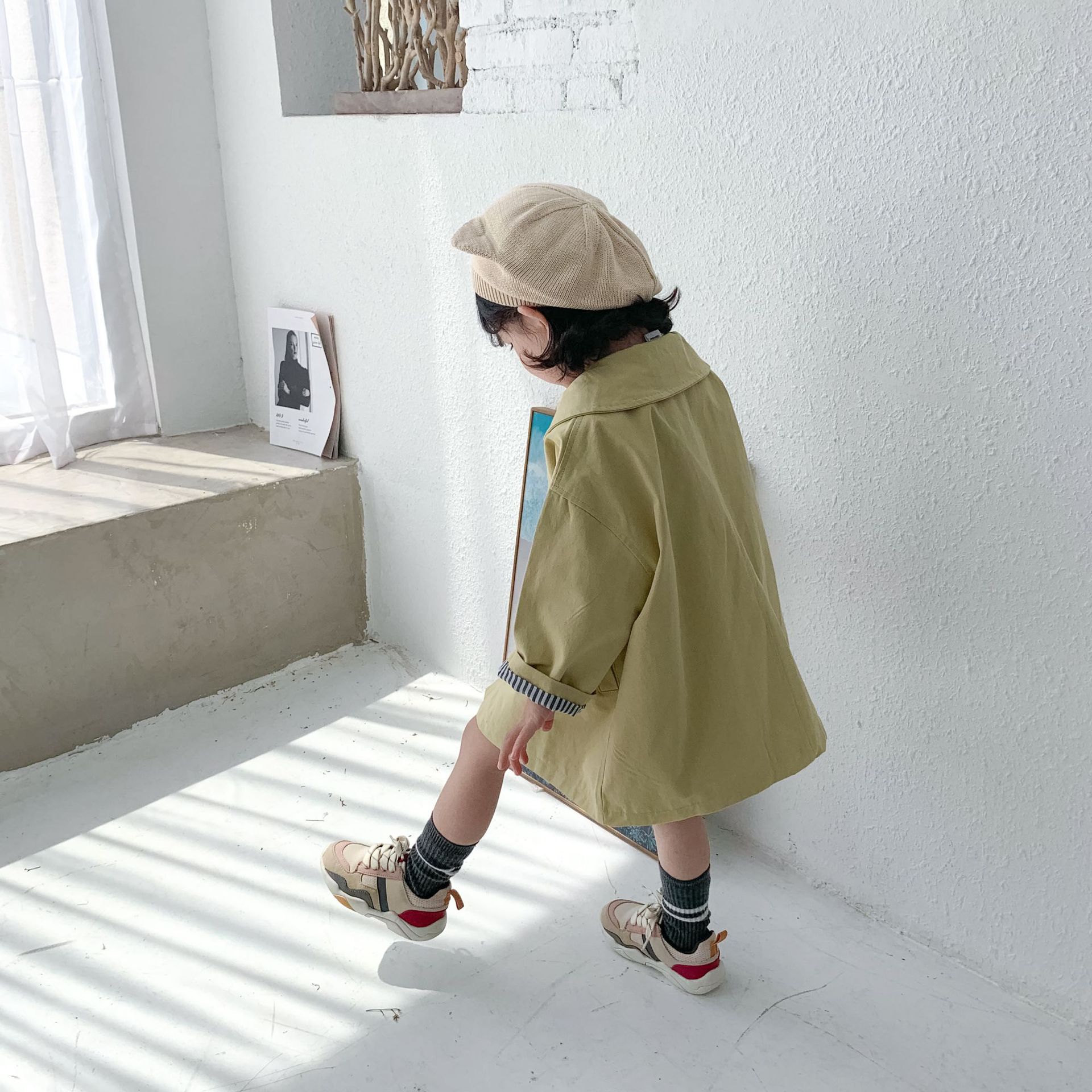 

new children's clothing Korean girls double-breasted doll collar cotton striped inner long windbreaker jacket