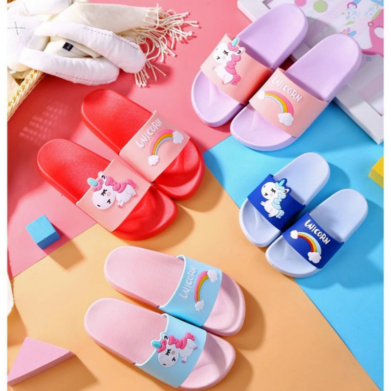 Licorne Arc-en-Chaussons pour Animaux Gar/çon Fille Chaussures Enfants Int/érieur Chaussons /ét/é Cartoon Chaussons