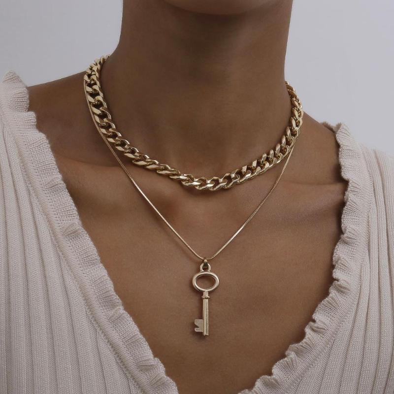 

Punk Hip Hop Key Pendant Statement Necklace Snake Bone Chain Necklace Gold Silver Color Aluminum Chain Neck Collar Jewelry