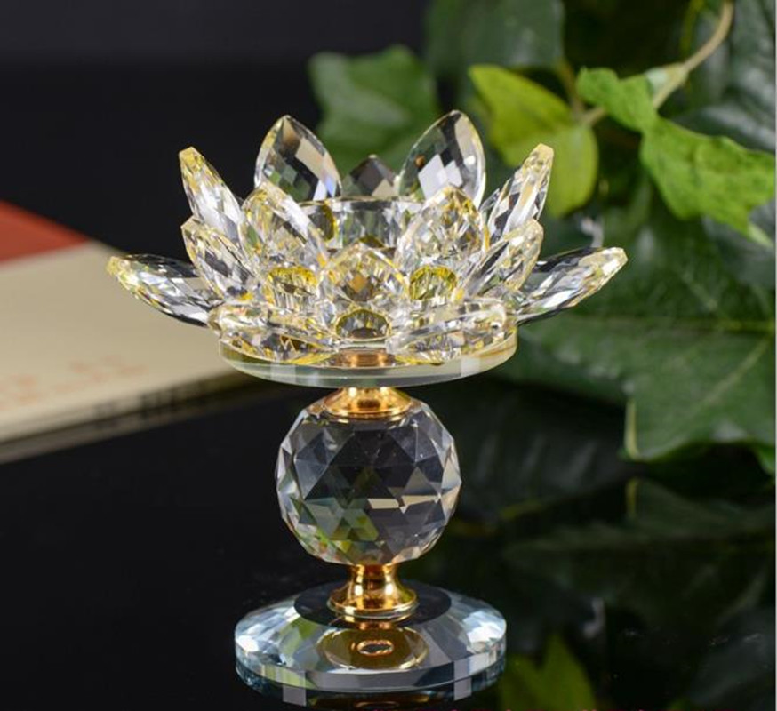 SMALL DIAMOND GLASS CRYSTAL DIAMOND TEALIGHT CANDLE HOLDERS ON A METAL STAND