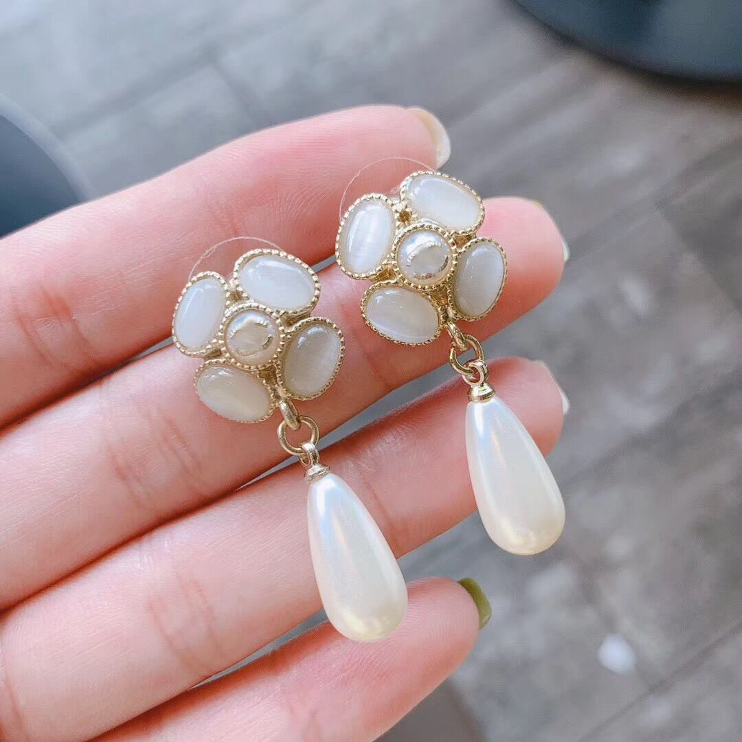 

Camellia dangle earrings for women party wedding lovers gift fashion designer jewelry with flannel bag