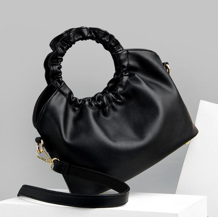 2020 new soft leather middle-aged lady mother bag large capacity shoulder messenger bag solid color handbag small bag temperament simple