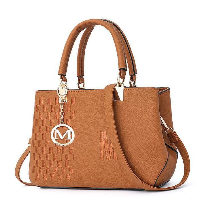 Wholesale M Brand Female Handbags New Handbag Fashion Top Handble