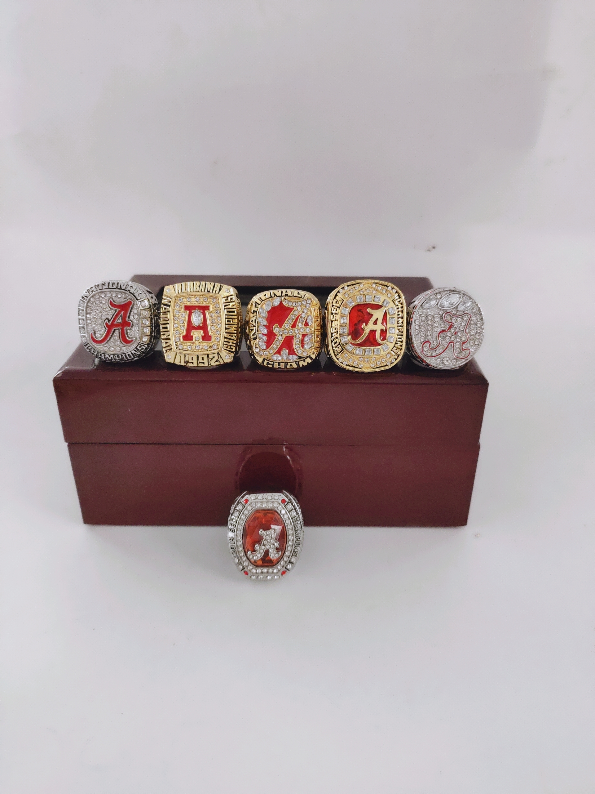 

2019 Wholesale 6PCS Alabama Crimson Tide SEC National champion champion championship fashion ring leather Bag Parts & Accessories, Black