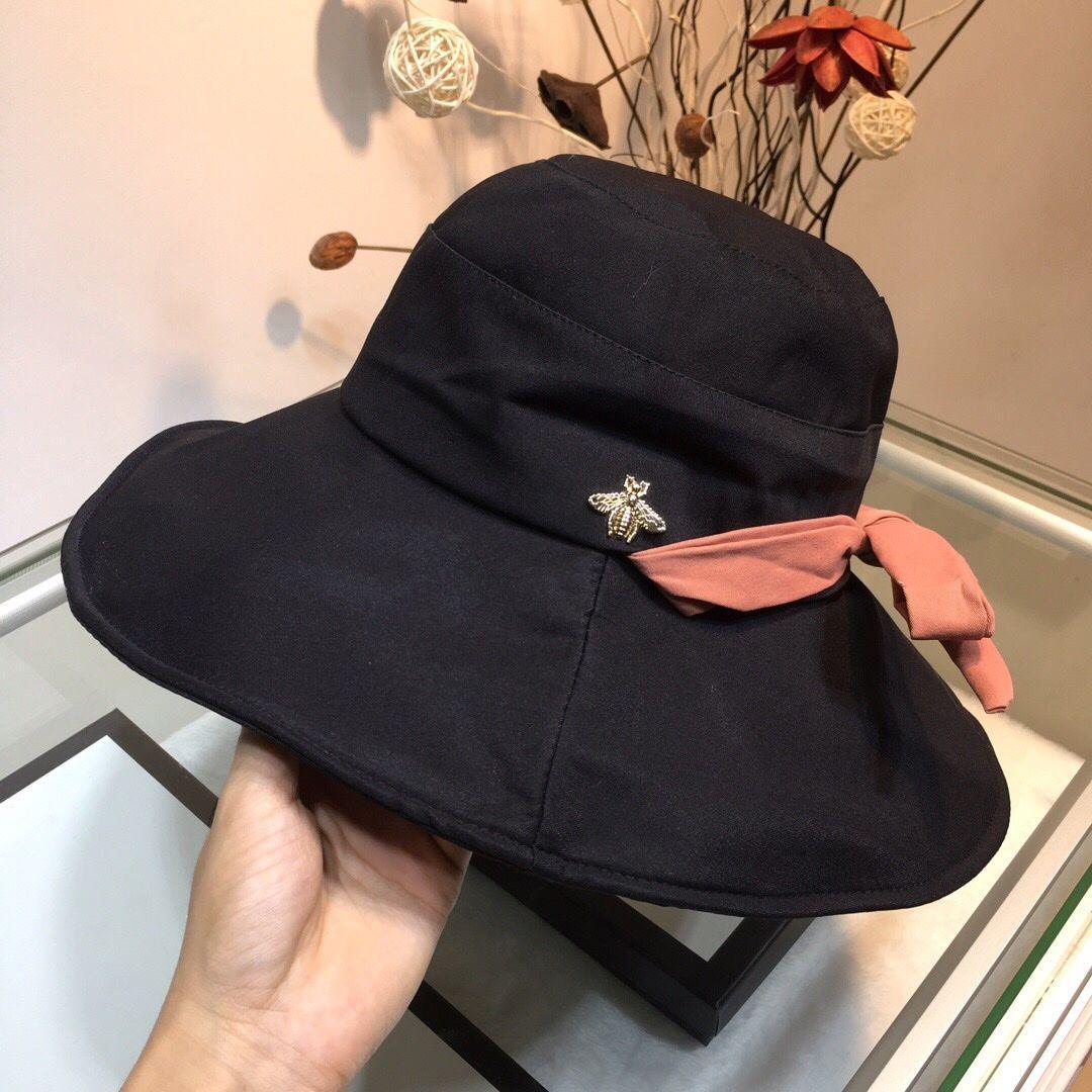 plain hat box