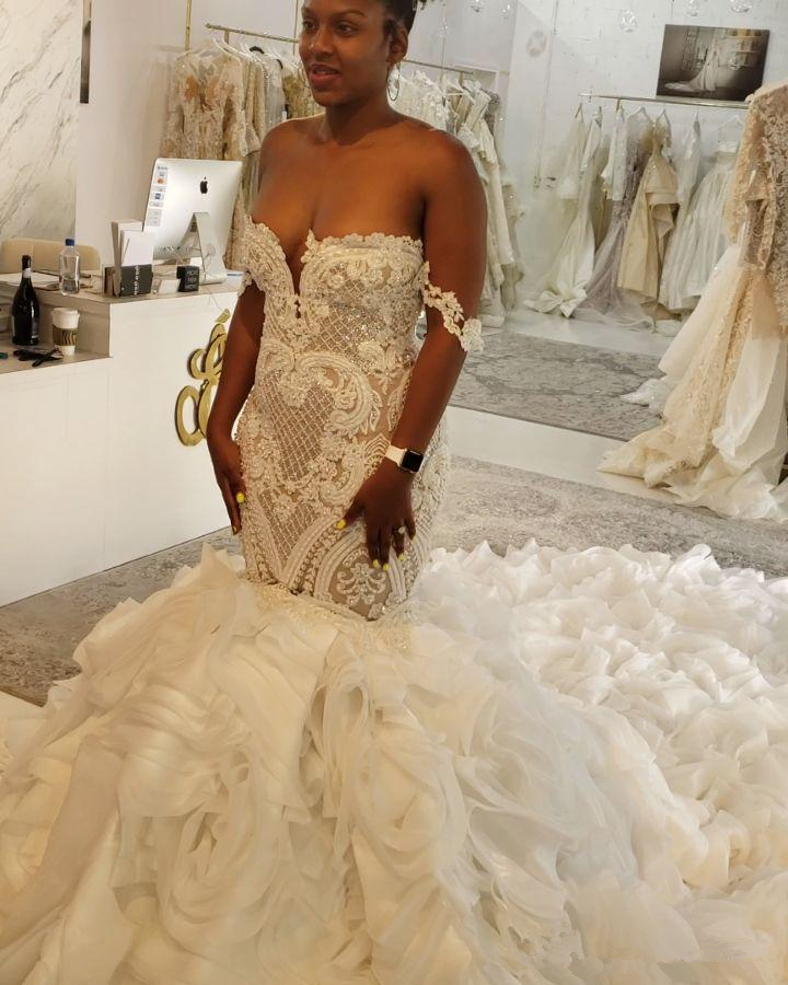 2020 New Arrival Gorgeous Mermaid Wedding Dresses Off Shoulder Cathedral Train Wedding Gowns With Ruffles Bridal Dress robe de mariee