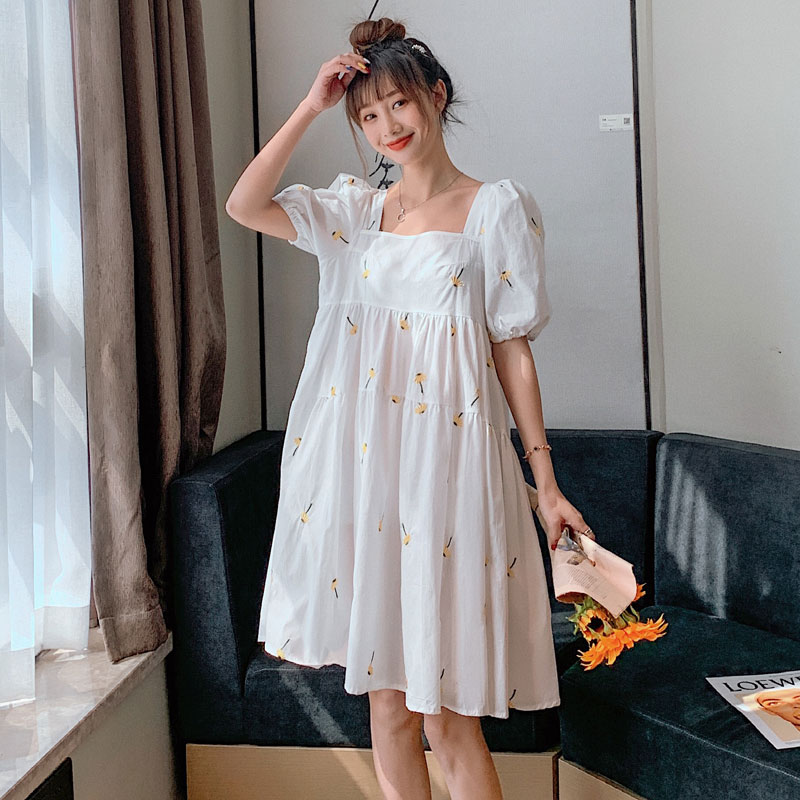 

Summer Square Collar Embroidery Flower Loose Pregnant Mother Dress Short Sleeve Plus Size Fashion Maternity Empire Cotton Dress, White