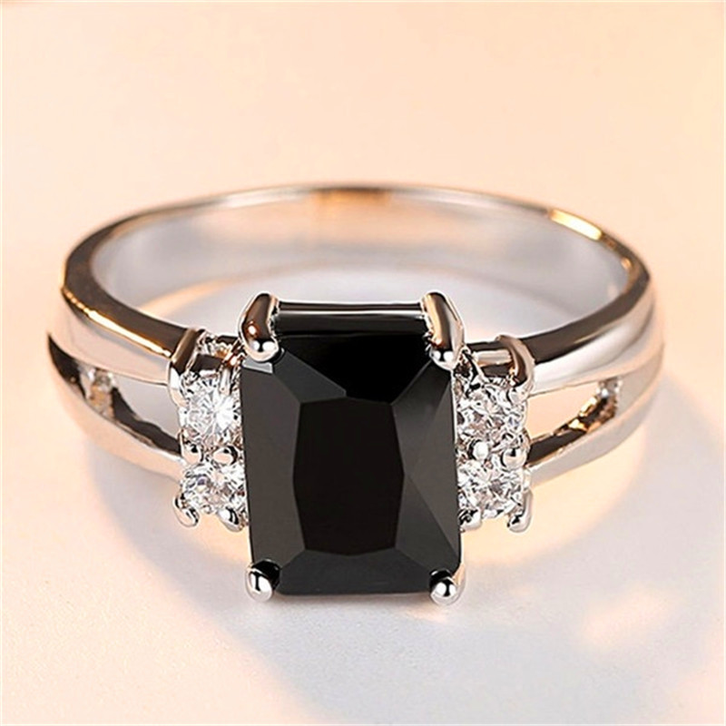 

Vintage Male Female Black Stone Ring Fashion Silver Color Wedding Jewelry Crystal Promise Engagement Rings For Men And Women