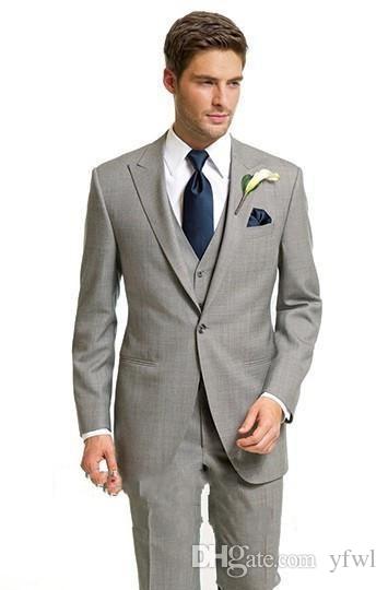 

Custom Made tuxedos groom wedding men suits mens wedding suits tuxedo costumes de smoking pour hommes men(Jacket+Pants+Tie+Vest) B13, Same as image