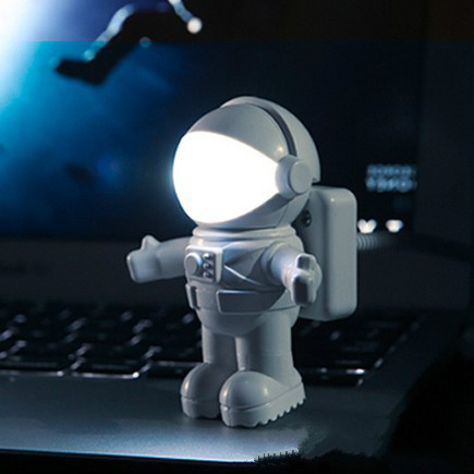 

Astronaut Led Night Light Astronaut Style Usb Power Small Lamp Book Light Keyboard Lamp Christmas Gift Home Office Ornament