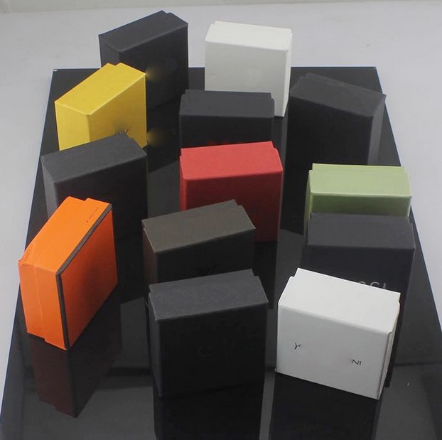 

many brand bracelet boxes brand original jewelry box ring bracelet gift box designers jewelry box 7*7*3.5, Black;white