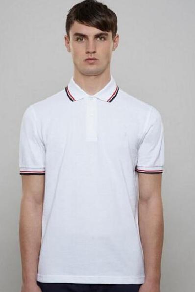 camisa casual con tenis