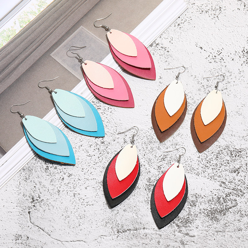 

Fashion Three Layer Leaf PU Leather Dnagle Earring for Women Unique Designer Colorful Leather Silver Plated Hook Drop Earrings Jewelry Gift