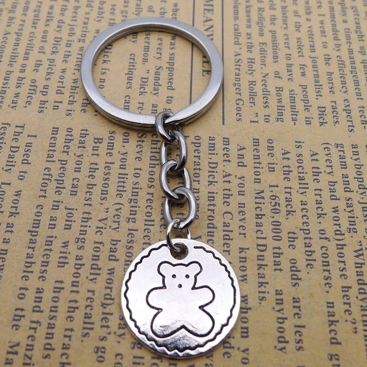 

Alloy Little Bear Key Pendant Buckle Ancient Silver Ornaments Parts