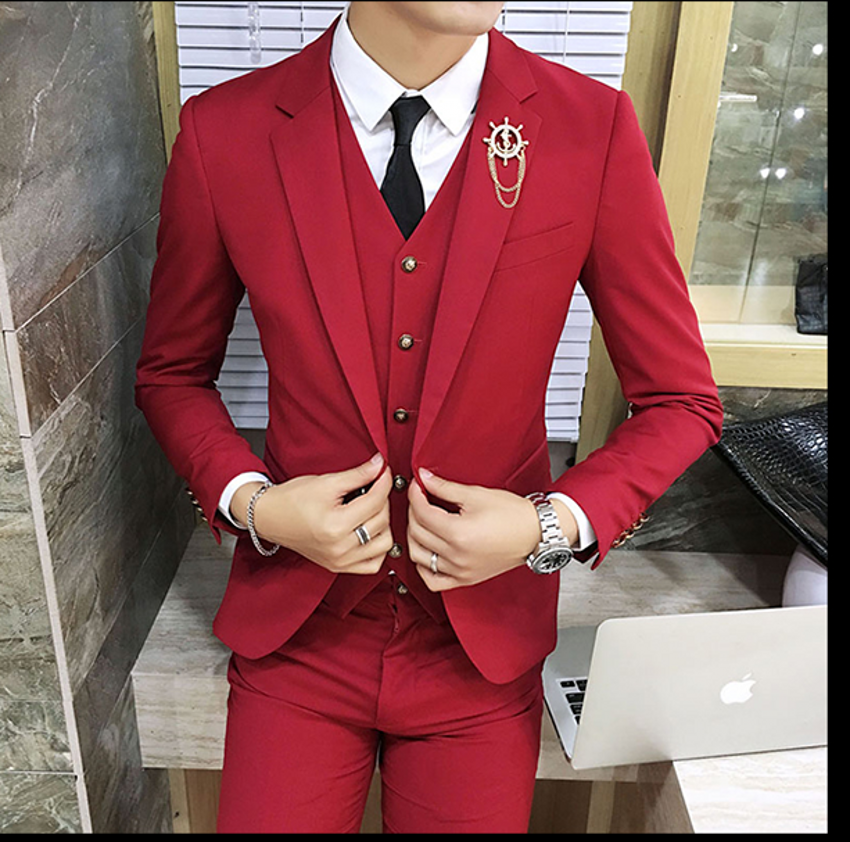 New Arrival Red Slim Fit Men Wedding Tuxedos Notch Lapel One Button Groom Tuxedos 2019 Style Men 3 Piece Suit(Jacket+Pants+Tie+Vest) 2068