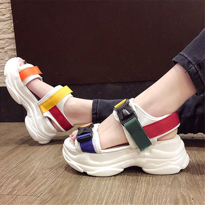 

Platform Wedges Sandals Fashion Summer Leather Buckle Women Thick Soled Beach Sandal Casual Chunky Woman Shoes black White