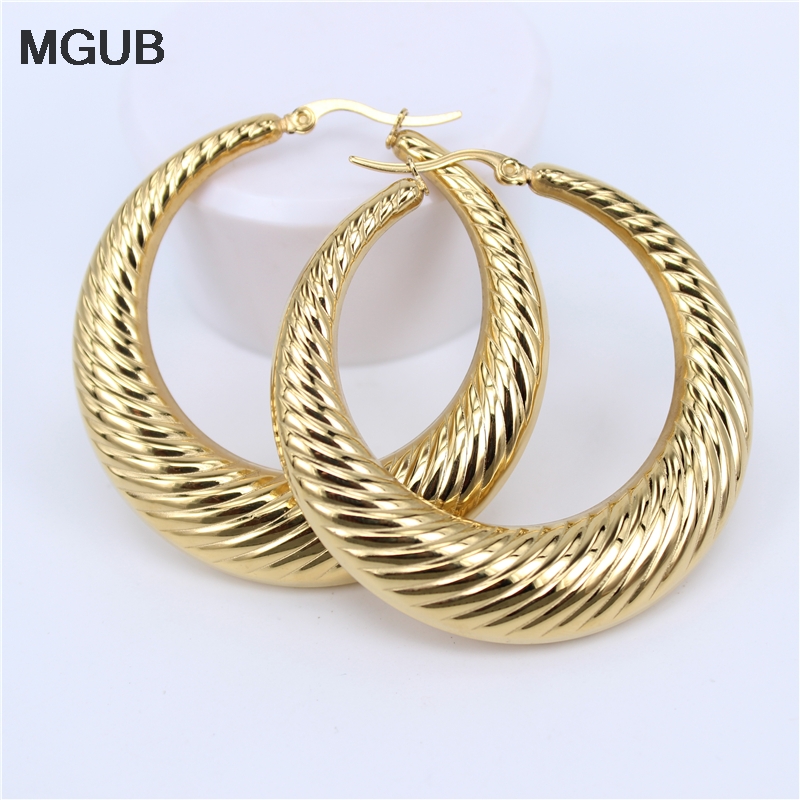 

Hoop & Huggie 2021 Design Gold Color Classic Stainless Steel Women Earrings Girls Fashion Round Diameter 23-48mm SL422