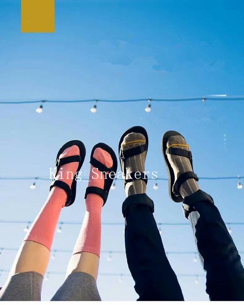 teva original universal sizing