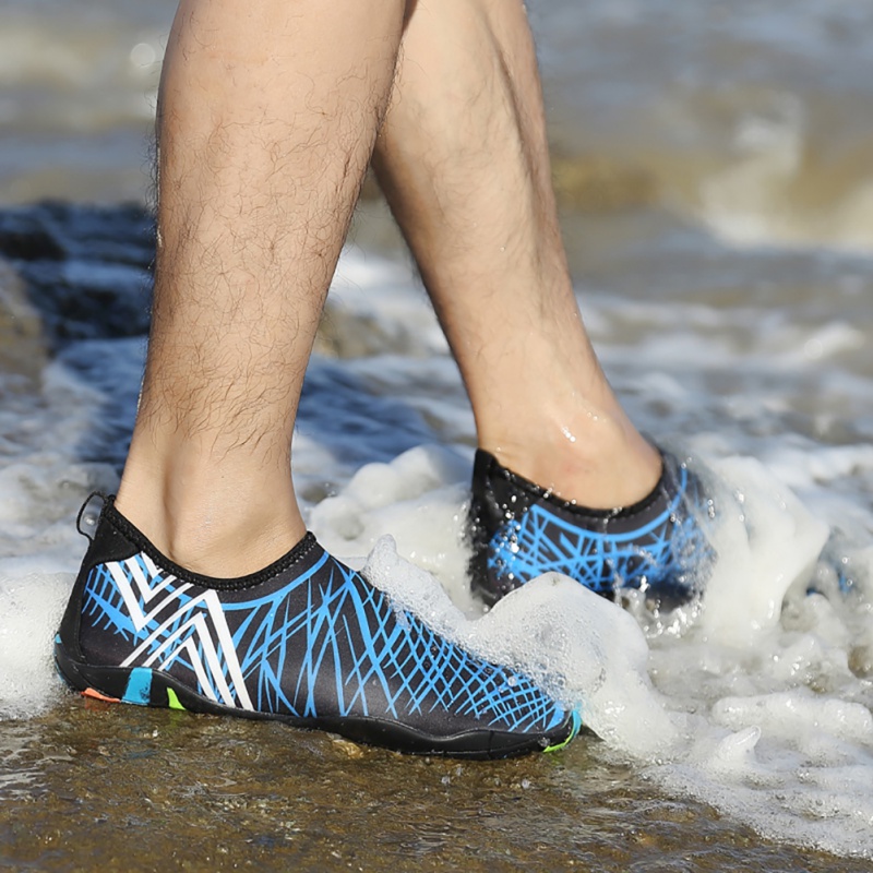 

Water Shoes Men Women Anti Slip Barefoot Feeling Skin-friendly Slip On Foot Wear Beach Swimming Diving, Bg42