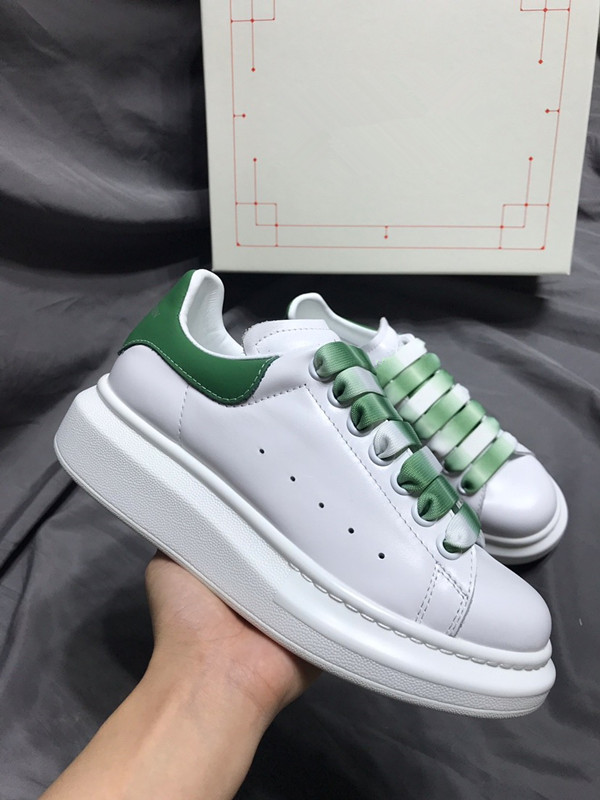

Alexander 2021 Top Quality Desinger shoes Fashion Men Women shoe Leather Lace Up Platform Oversized Sole Sneakers Black Casual Trainers, Choose the color